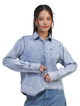 REGULAR FIT ON THE GO COLLECTION WOMEN'S LONG SLEEVE SHIRT LIGHT INDIGO