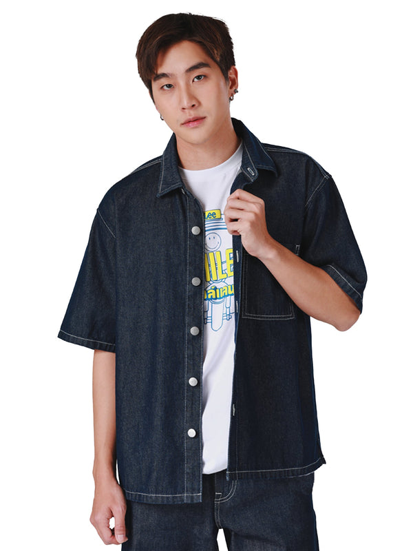 เสื้อเชิ้ตแขนสั้นผู้ชาย คอลเลคชั่น LEE SMILEY COMFORT FIT สียีนส์เข้ม